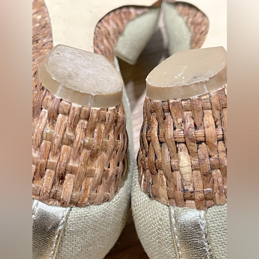 Matisse Estee Khaki Canvas and Gold Leather Open Toe Basket Weave Wedge 7.5 - Picture 12 of 13